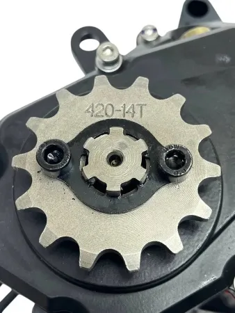 096