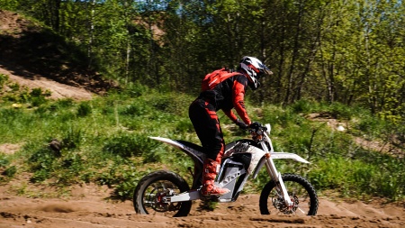 c6v5okiuboxd0ztbkocg2j03uebn3zh8