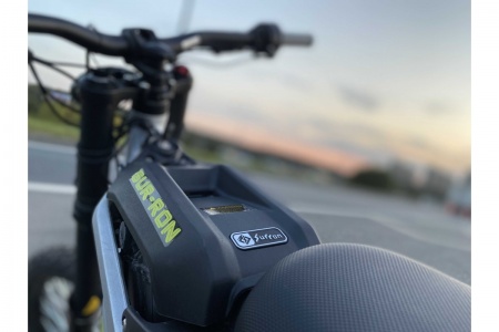 sey7fwhyolg-1200x800